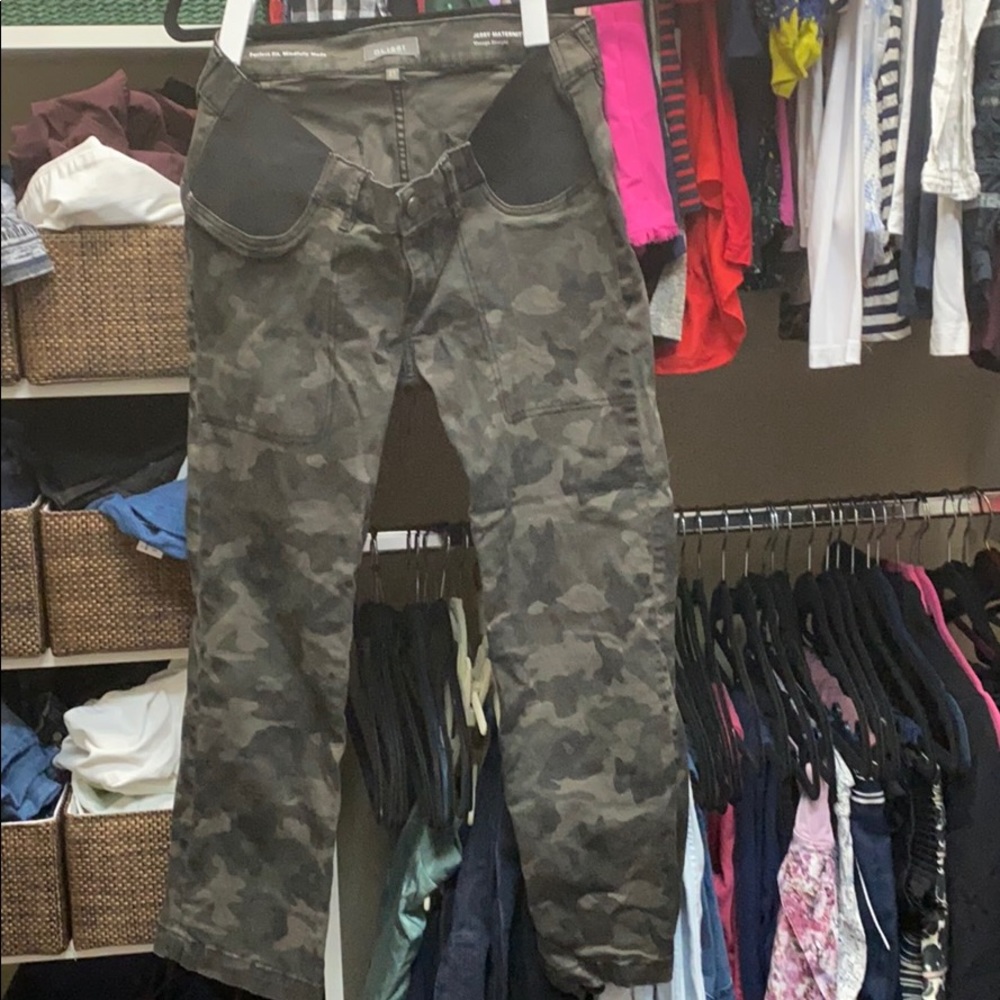 Camo maternity jeans